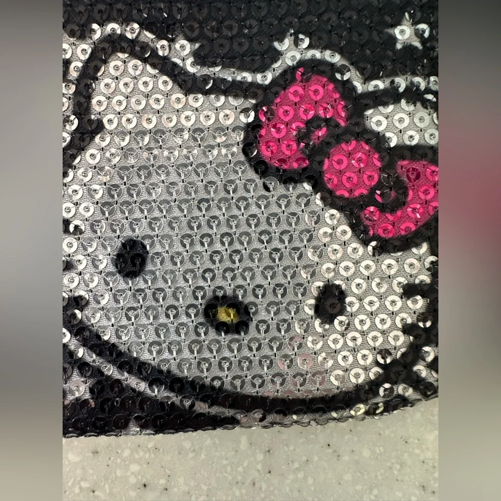 Hello Kitty Sequin Wristlet - Black and Pink Coin purse Zippered.